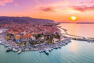 Lefkada, ostrov mnoha tváří: Tyrkysové moře, divoká příroda a autentické Řecko
